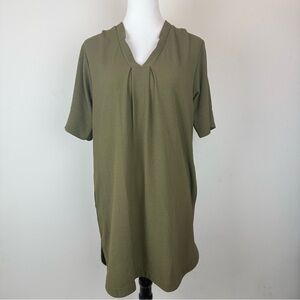 Bobeau Olive Green Tunic Top Sz S Short Sleeve Stretch Blouse